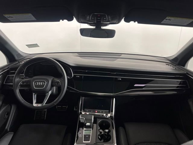 Used 2022 Audi SQ7 Premium Plus w/ SQ7 Executive Package AWD/4WD image 17