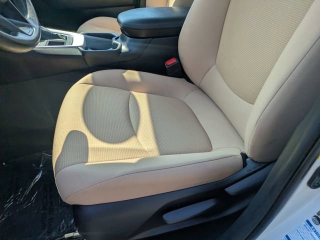 Used 2021 Toyota RAV4 LE AWD/4WD image 20