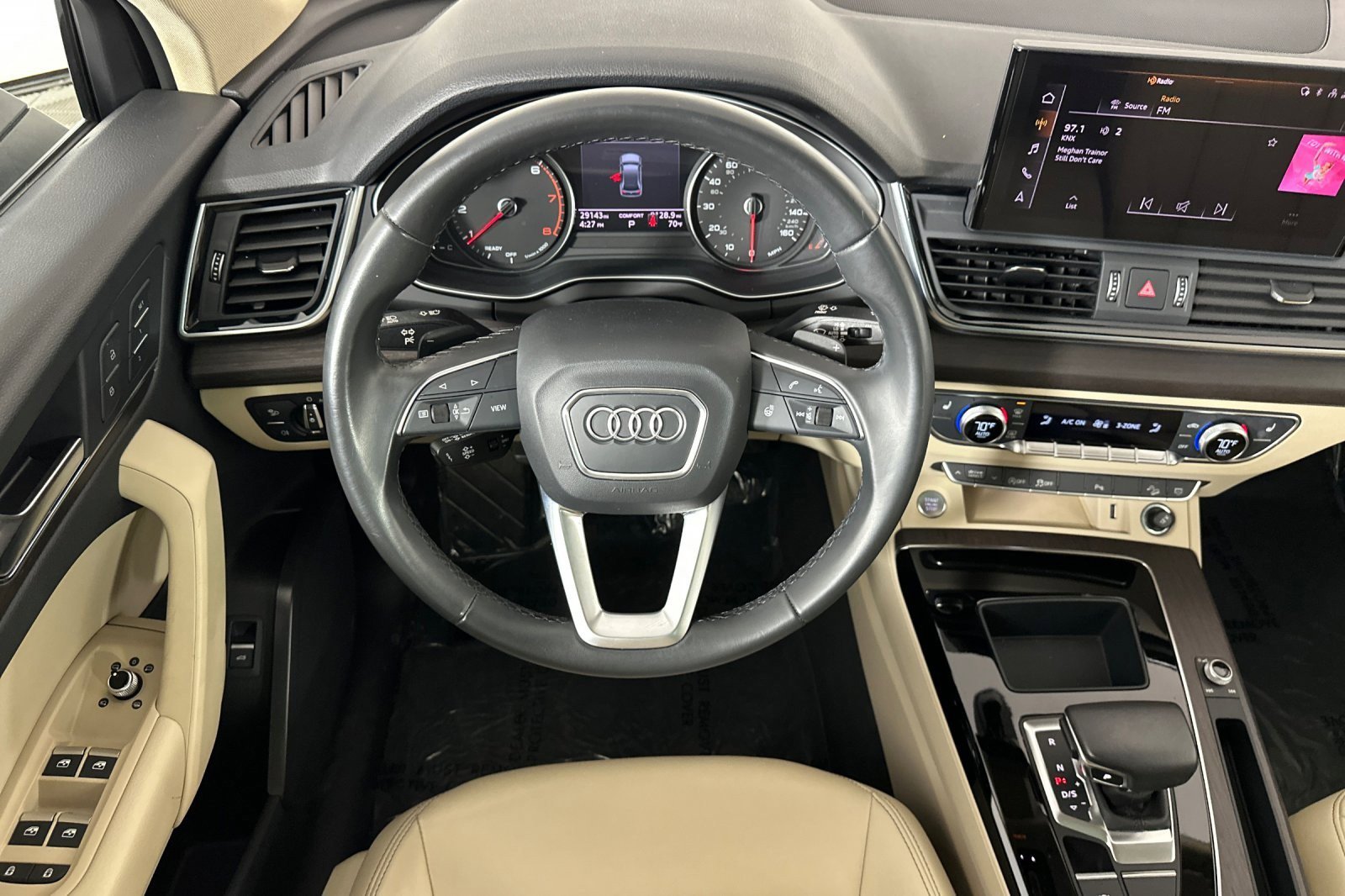 Used 2023 Audi Q5 2.0T Premium w/ Convenience Package image 13