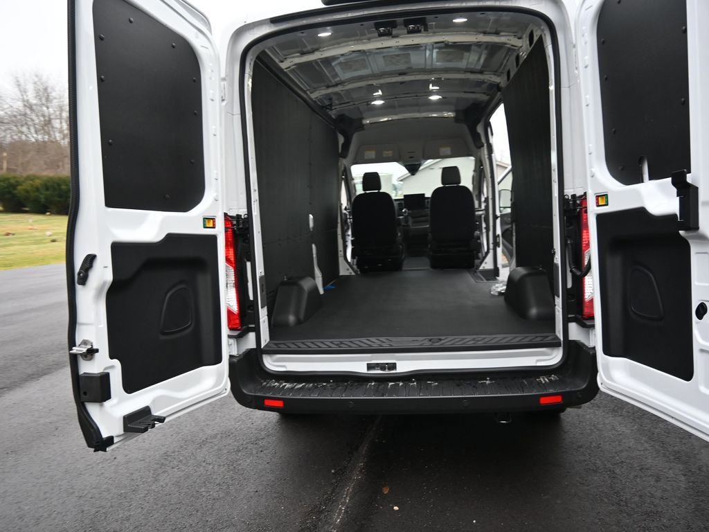 New 2026 Ford Transit 250 148 Medium Roof w/ Load Area Protection Package image 92