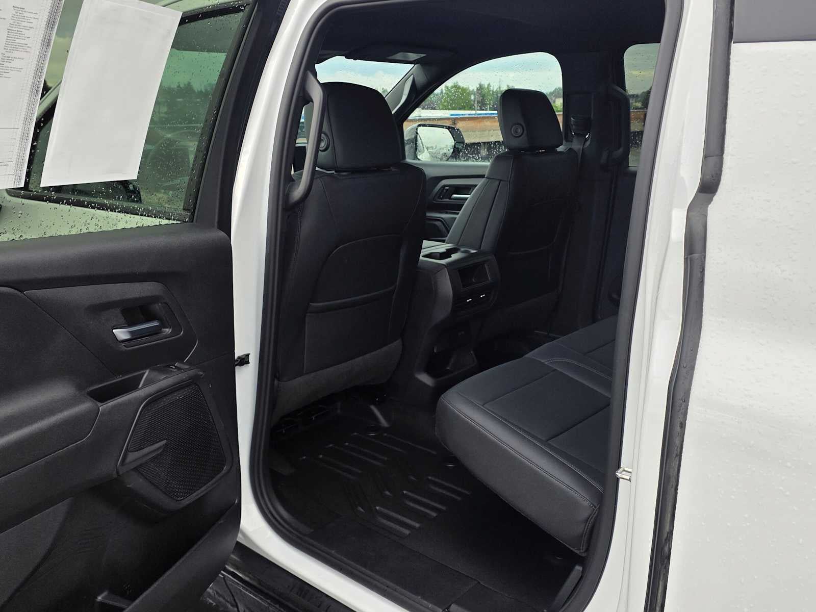 Certified 2024 Chevrolet Silverado EV W/T AWD/4WD image 15