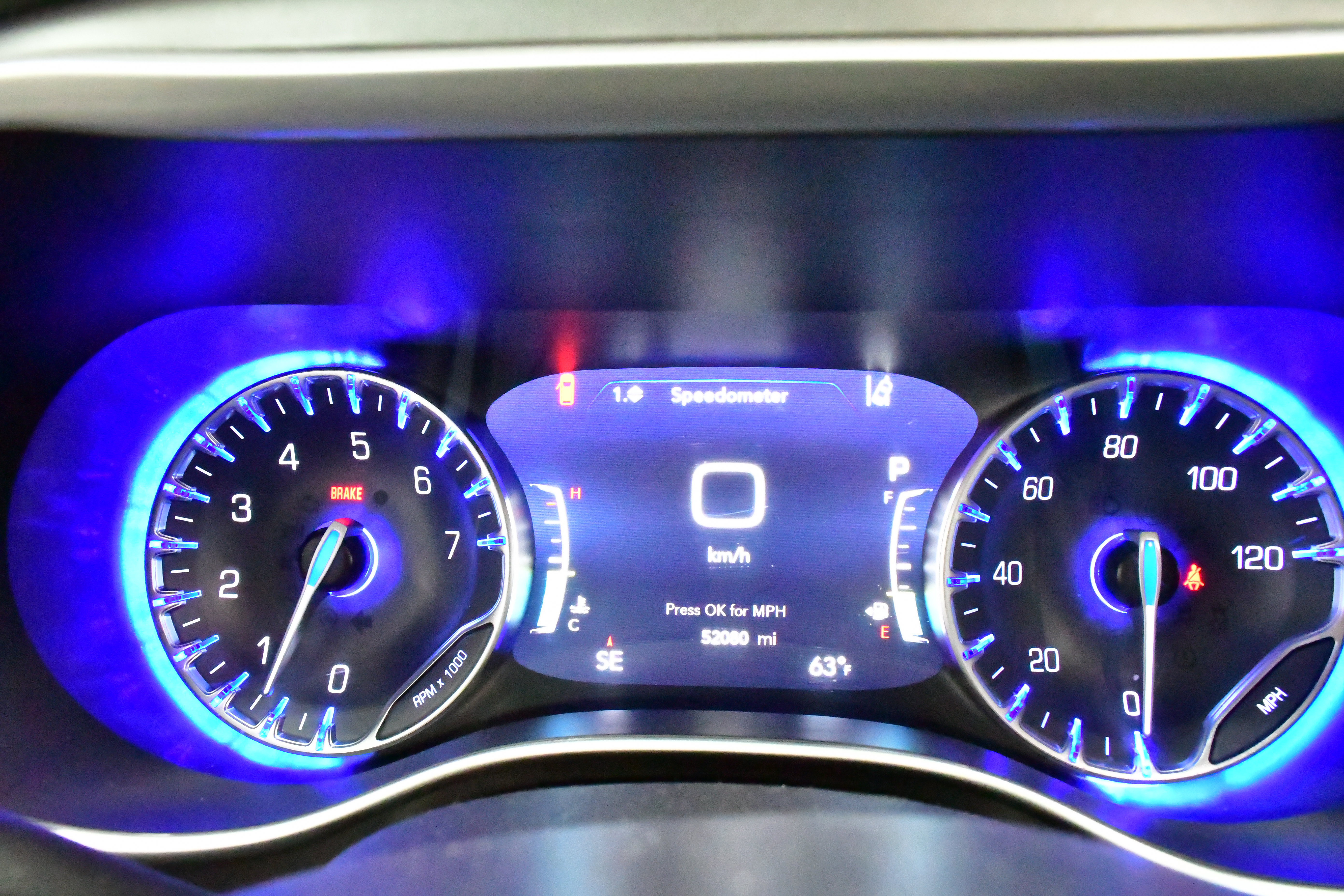 Used 2023 Chrysler Pacifica Touring-L FWD image 21