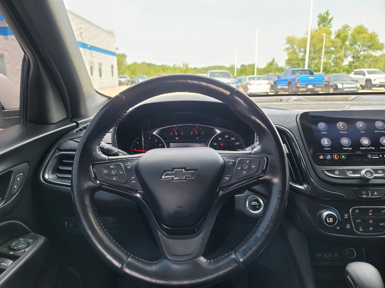 Used 2022 Chevrolet Equinox RS w/ RS Leather Package AWD/4WD image 17