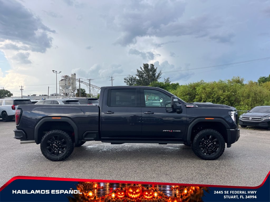 New 2026 GMC Sierra 2500 AT4 w/ AT4 Premium Plus Package AWD/4WD image 8