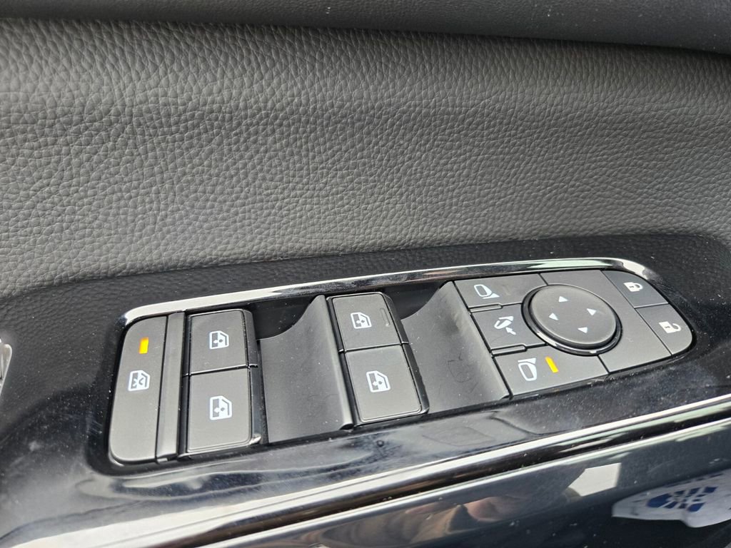 New 2026 Nissan Pathfinder Platinum image 12