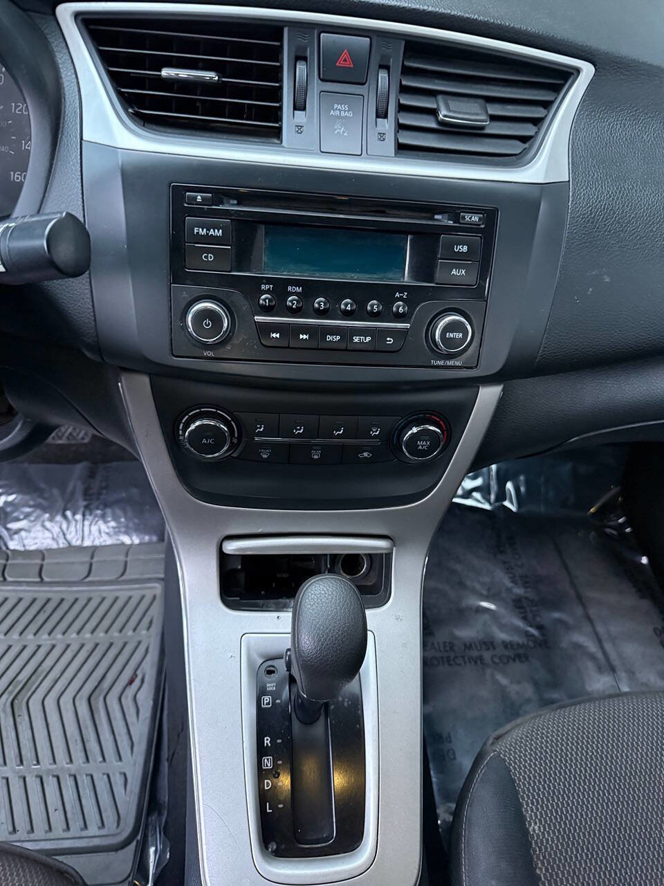 Used 2015 Nissan Sentra S FWD image 35