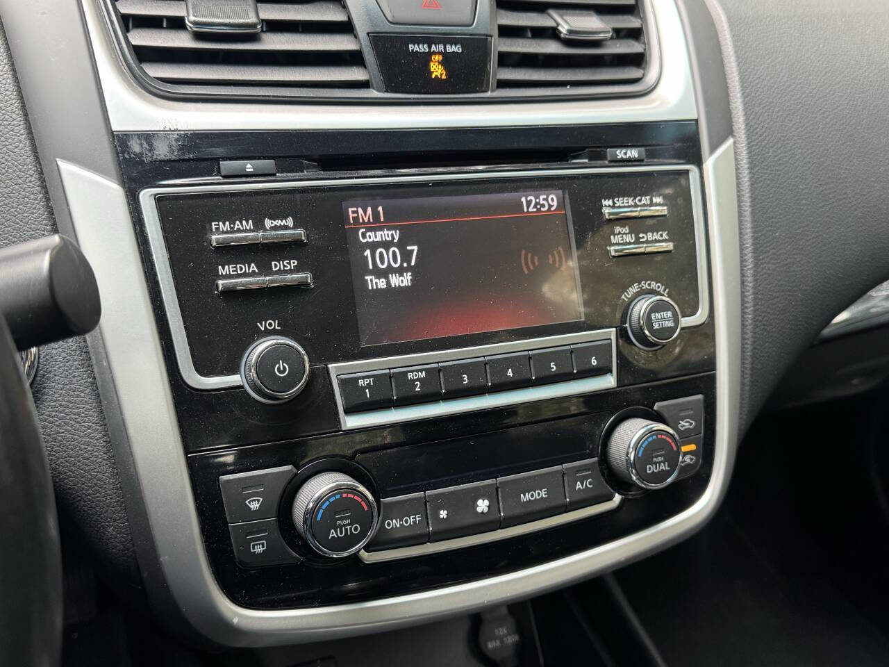 Used 2018 Nissan Altima 2.5 SL FWD image 19