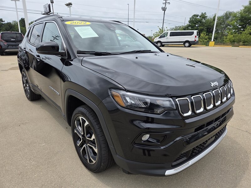 Used 2022 Jeep Compass Limited AWD/4WD image 1