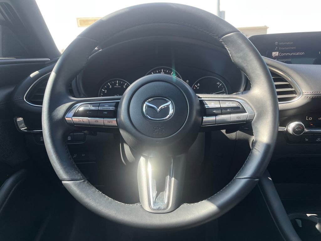 Used 2022 MAZDA MAZDA3 s image 27