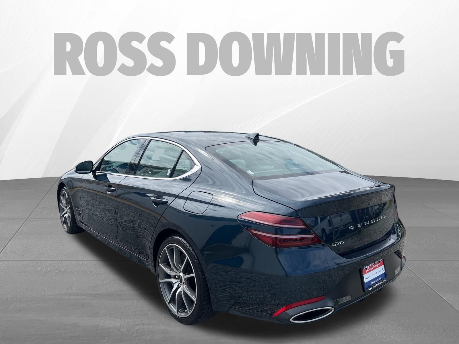 Used 2025 Genesis G70 2.5T image 6