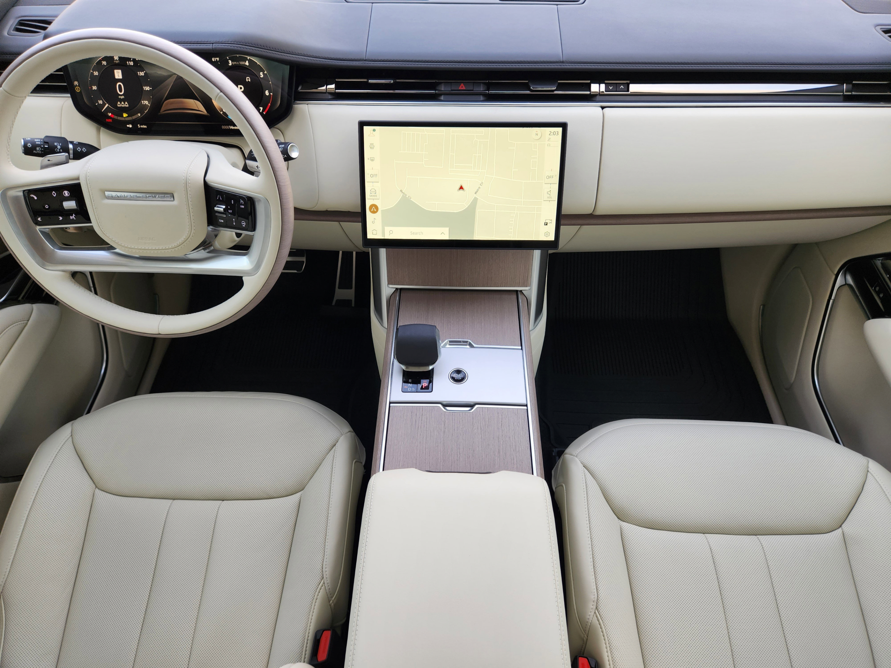 Certified 2026 Land Rover Range Rover SE AWD/4WD image 23