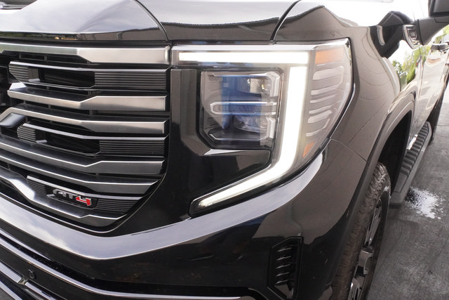 Used 2026 GMC Sierra 1500 AT4 w/ AT4 Premium Package AWD/4WD image 32