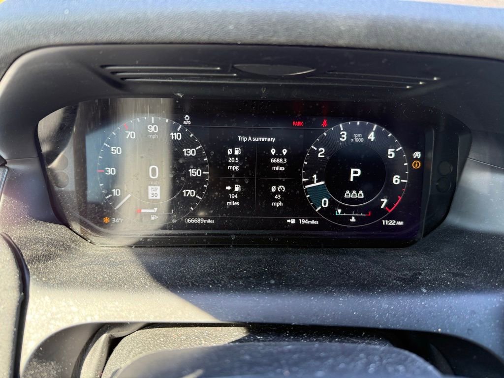 Used 2021 Land Rover Discovery Sport SE image 9