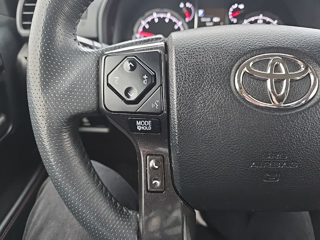 Used 2021 Toyota 4Runner TRD Off-Road Premium w/ Moonroof Package AWD/4WD image 16