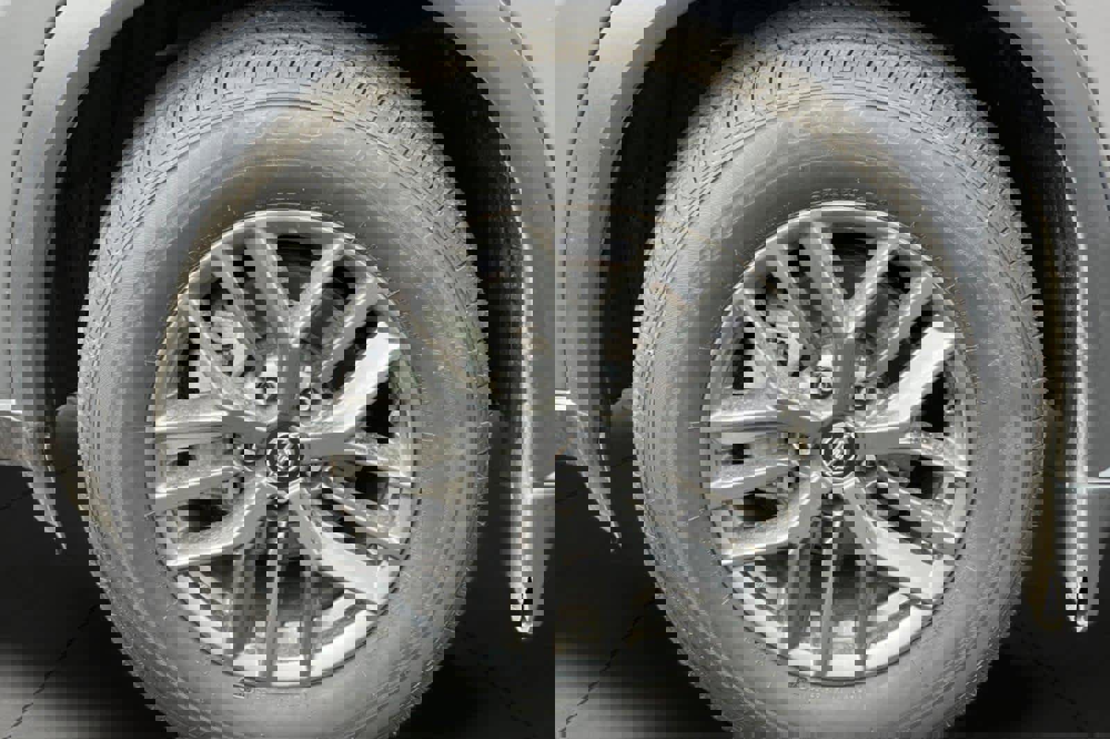 Used 2023 Nissan Rogue S image 11