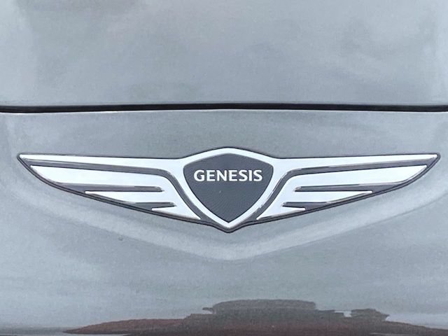 Used 2025 Genesis G70 2.5T AWD/4WD image 30