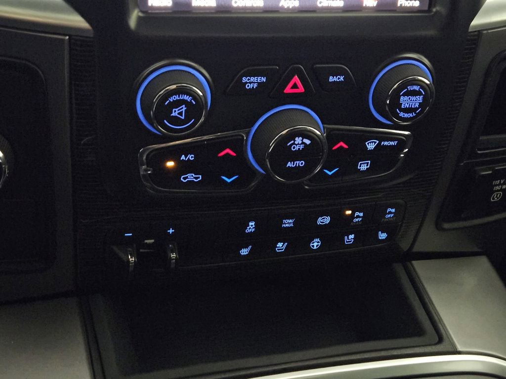 Used 2016 RAM 2500 Limited AWD/4WD image 16