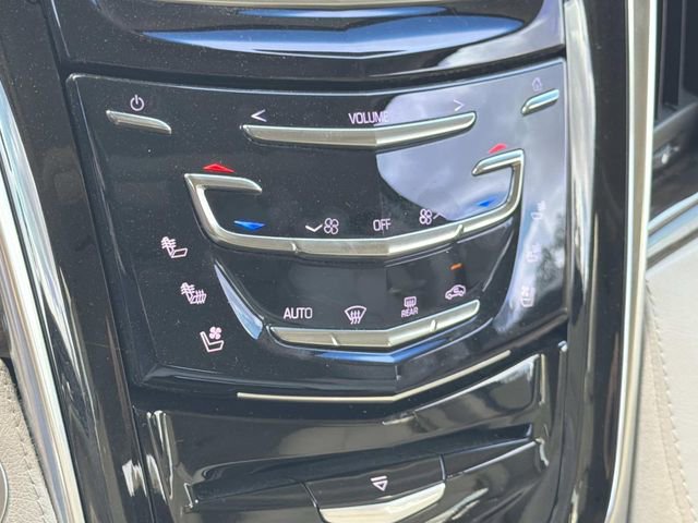 Used 2019 Cadillac Escalade Premium Luxury image 36