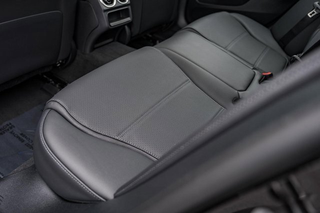 New 2025 Mercedes-Benz C 300 4MATIC Sedan image 31