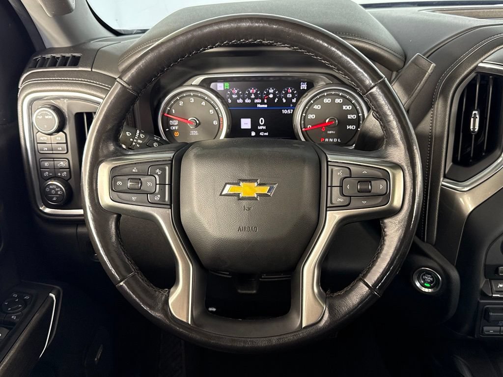 Used 2022 Chevrolet Silverado 1500 LTZ w/ LTZ Premium Package AWD/4WD image 15