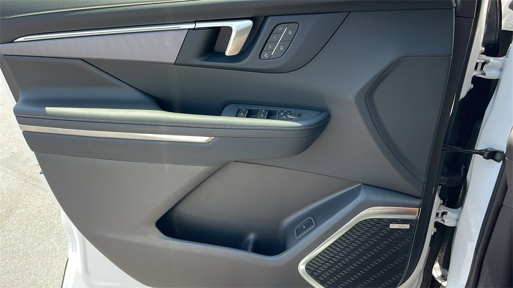 New 2025 Buick Enclave Sport Touring w/ Power Package image 24