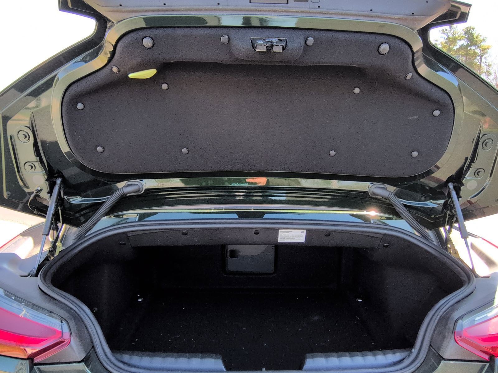 Used 2025 BMW Z4 M40i w/ Edition image 31