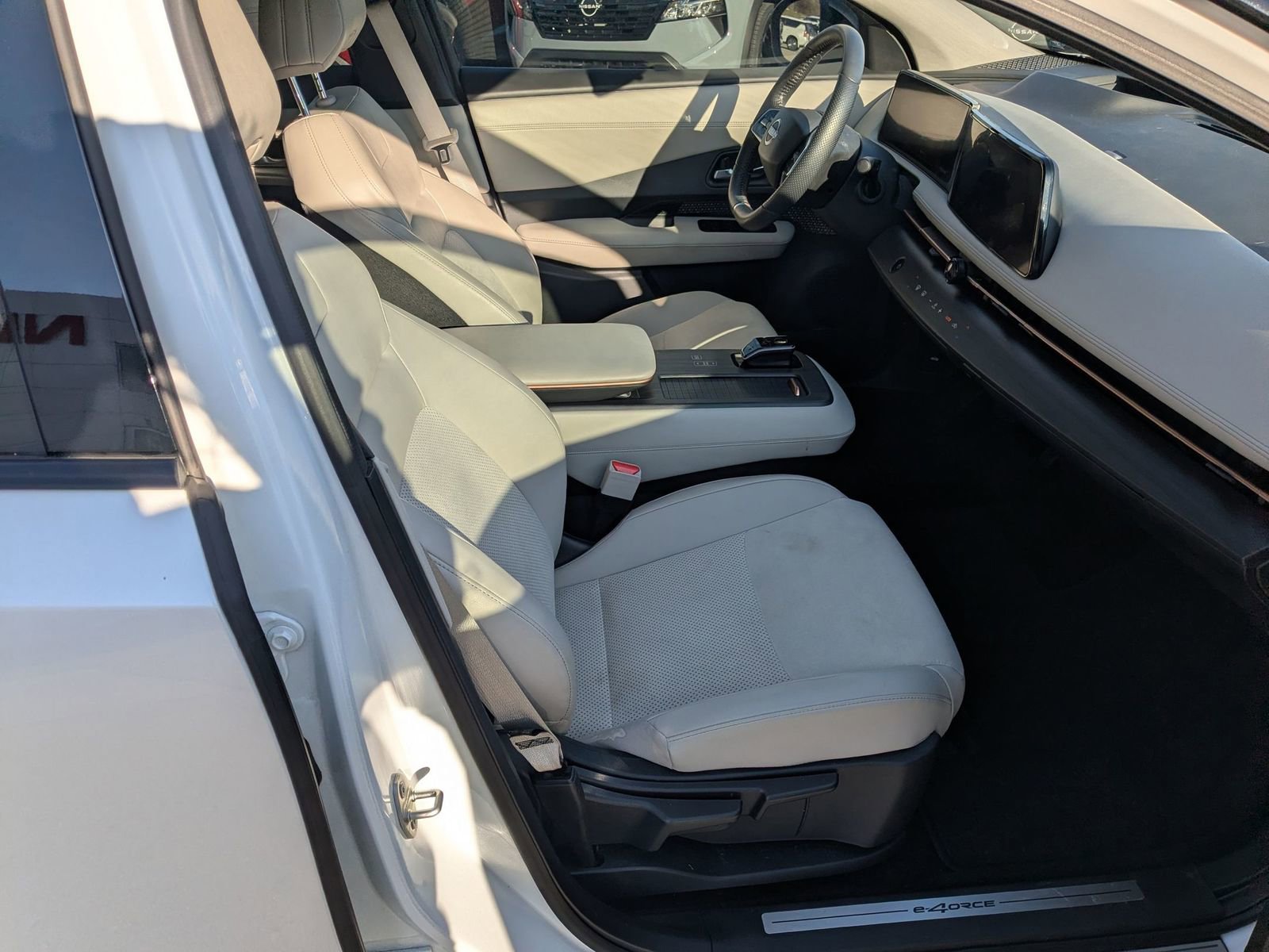 Used 2023 Nissan Ariya ENGAGE e-4ORCE image 31