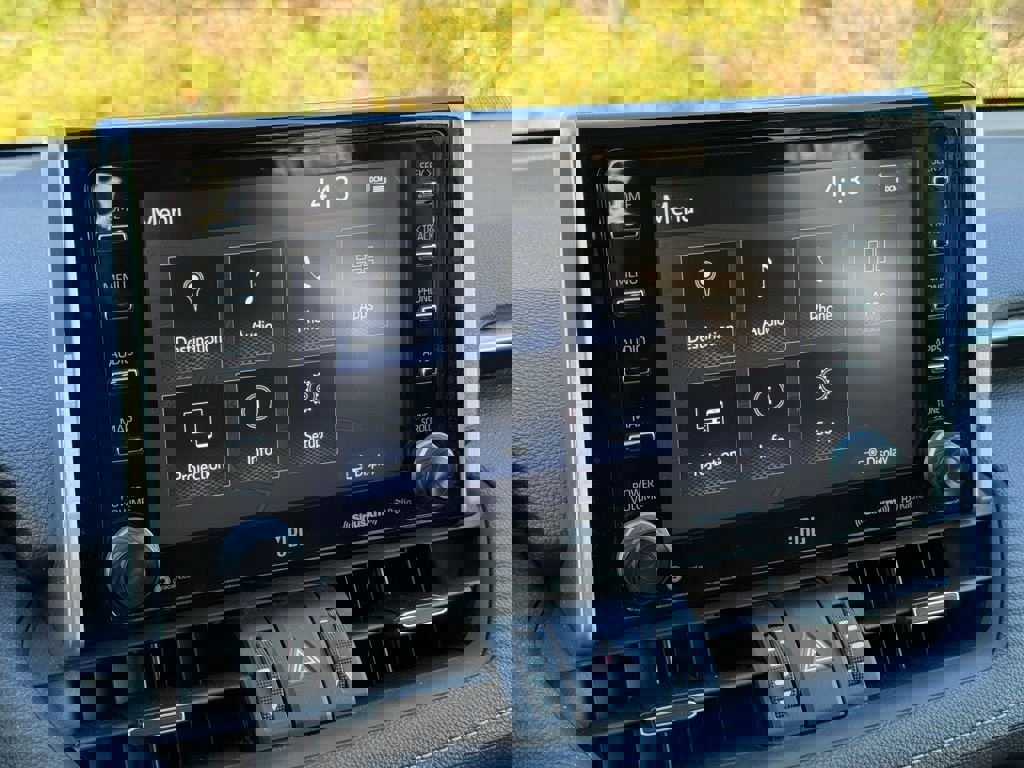 Used 2021 Toyota RAV4 Limited image 41