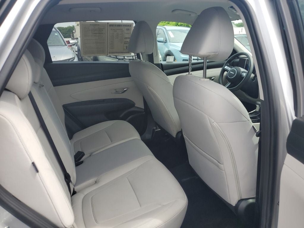 Used 2025 Hyundai Tucson SEL AWD/4WD image 48