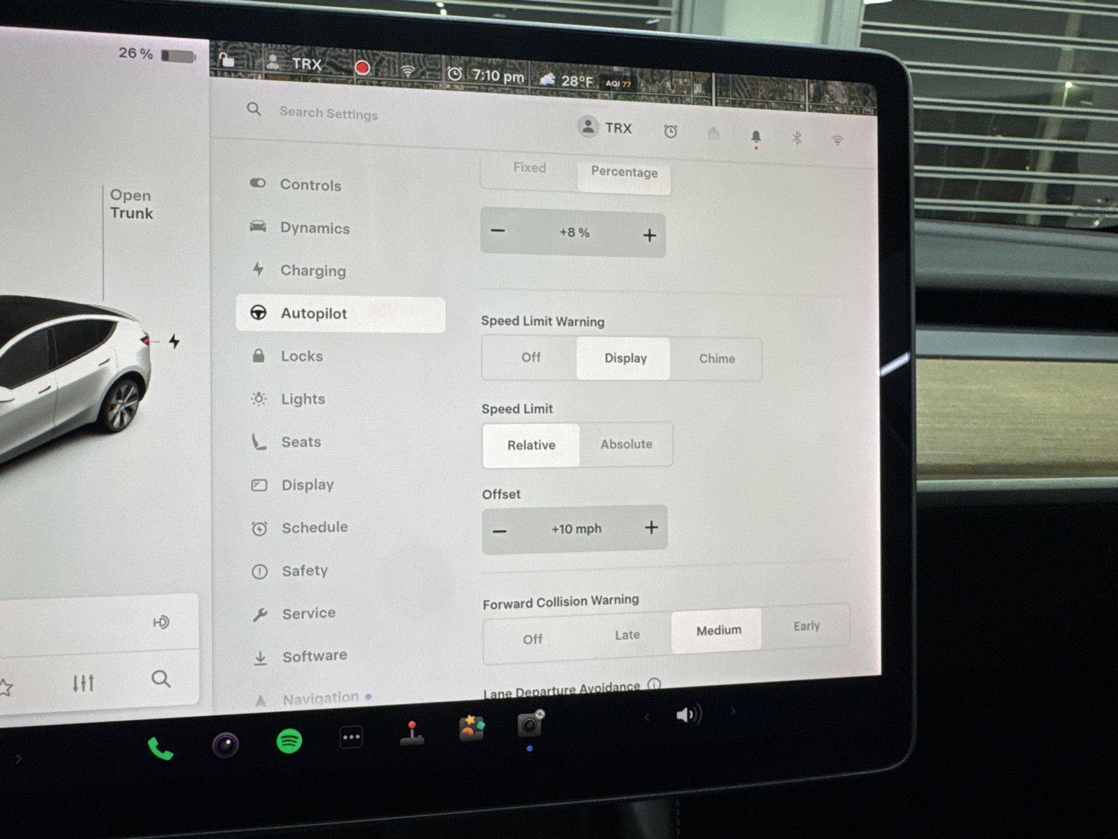 Used 2022 Tesla Model Y Long Range image 25