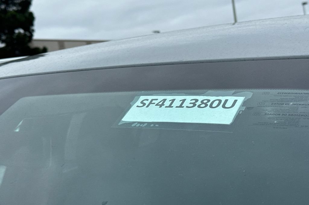 Certified 2025 Mercedes-Benz GLC 350e 4MATIC image 3