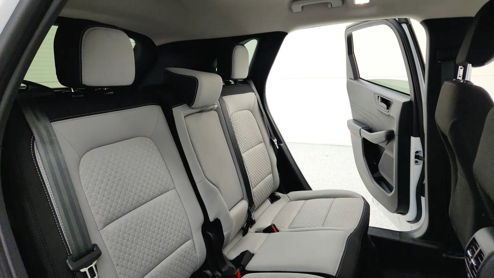 Used 2023 Ford Escape Active image 37