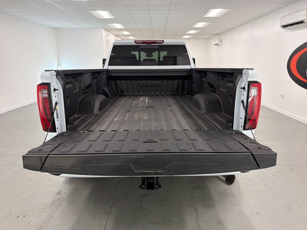 New 2026 GMC Sierra 3500 Denali Ultimate AWD/4WD image 11