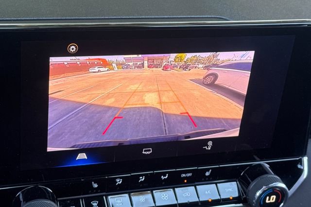 Used 2024 Chevrolet Colorado Z71 w/ Z71 Convenience Package 2 image 27