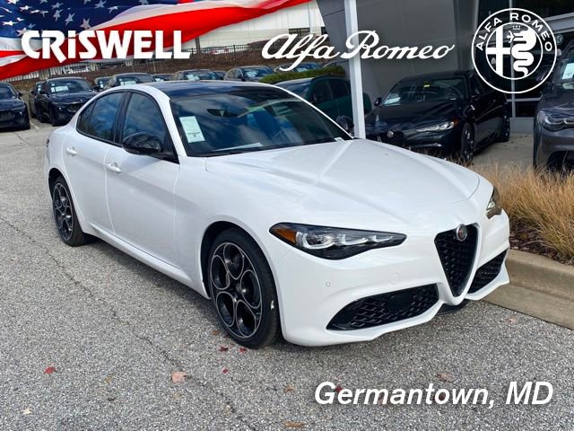 New 2025 Alfa Romeo Giulia AWD video 1