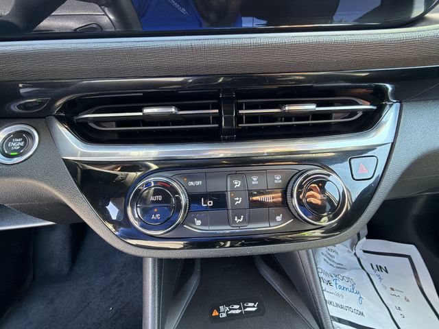 Used 2024 Buick Envista Sport Touring w/ Convenience II Package FWD image 18