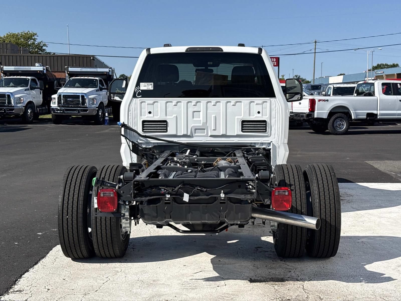 New 2026 Ford F600 4x4 Regular Cab Super Duty w/ XLT Value Package image 4