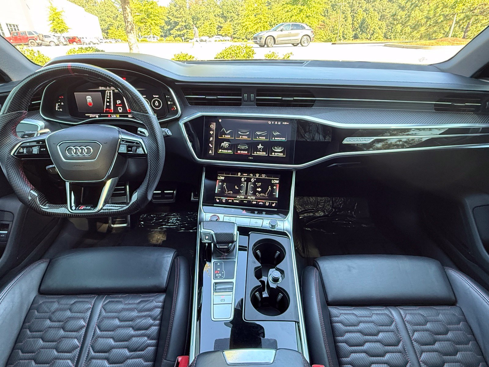 Used 2021 Audi RS 6 w/ Executive Package AWD/4WD image 23