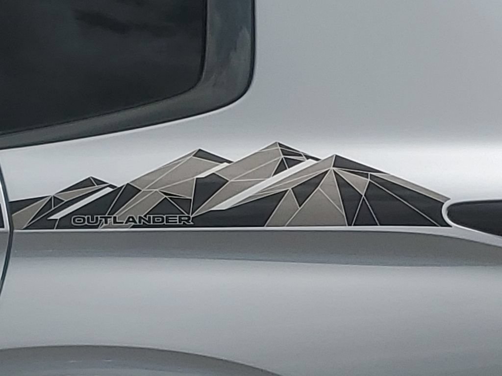 New 2026 Mitsubishi Outlander AWD image 36