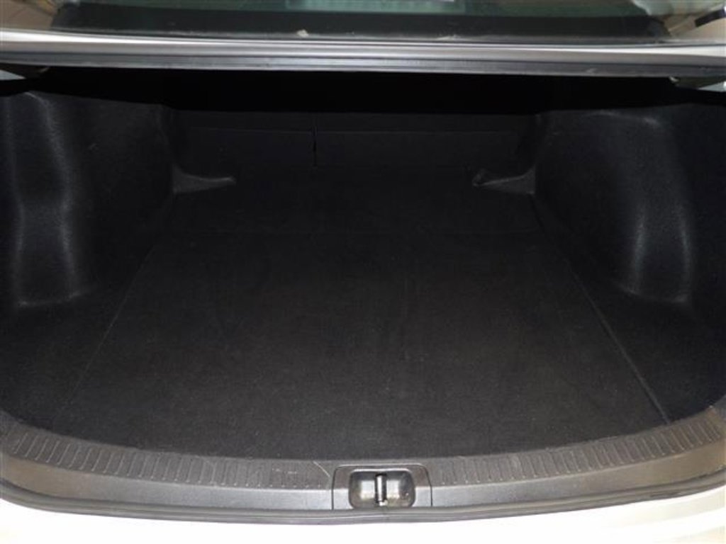 Used 2022 Toyota Corolla LE image 18