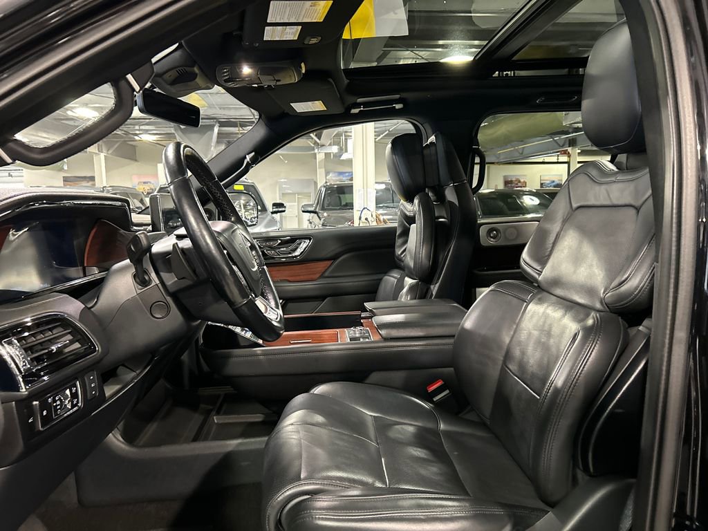 Certified 2023 Lincoln Navigator Reserve image 10