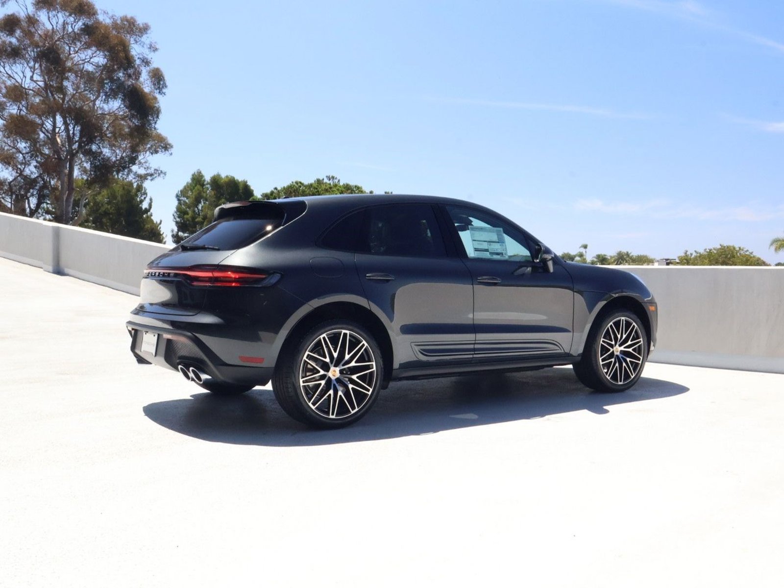 New 2026 Porsche Macan AWD/4WD image 8