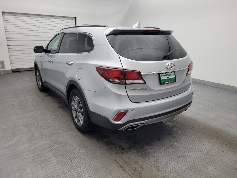 Used 2017 Hyundai Santa Fe SE image 5
