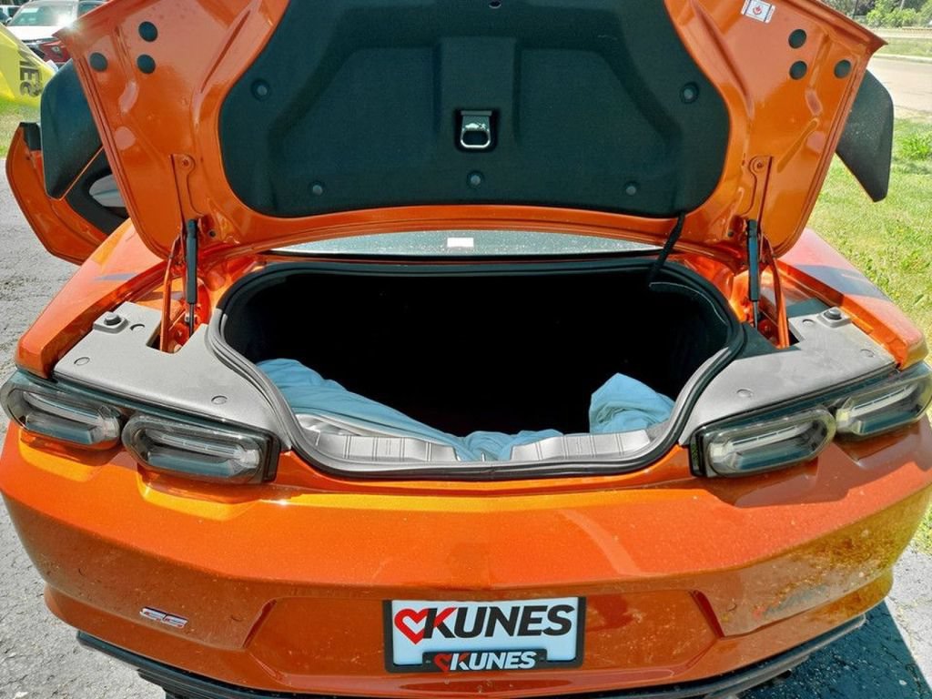 Used 2023 Chevrolet Camaro SS RWD image 30