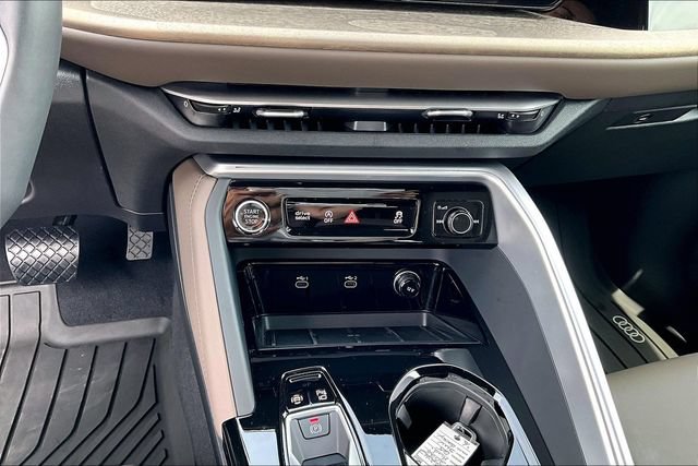 Used 2025 Audi Q5 Premium Plus AWD/4WD image 26