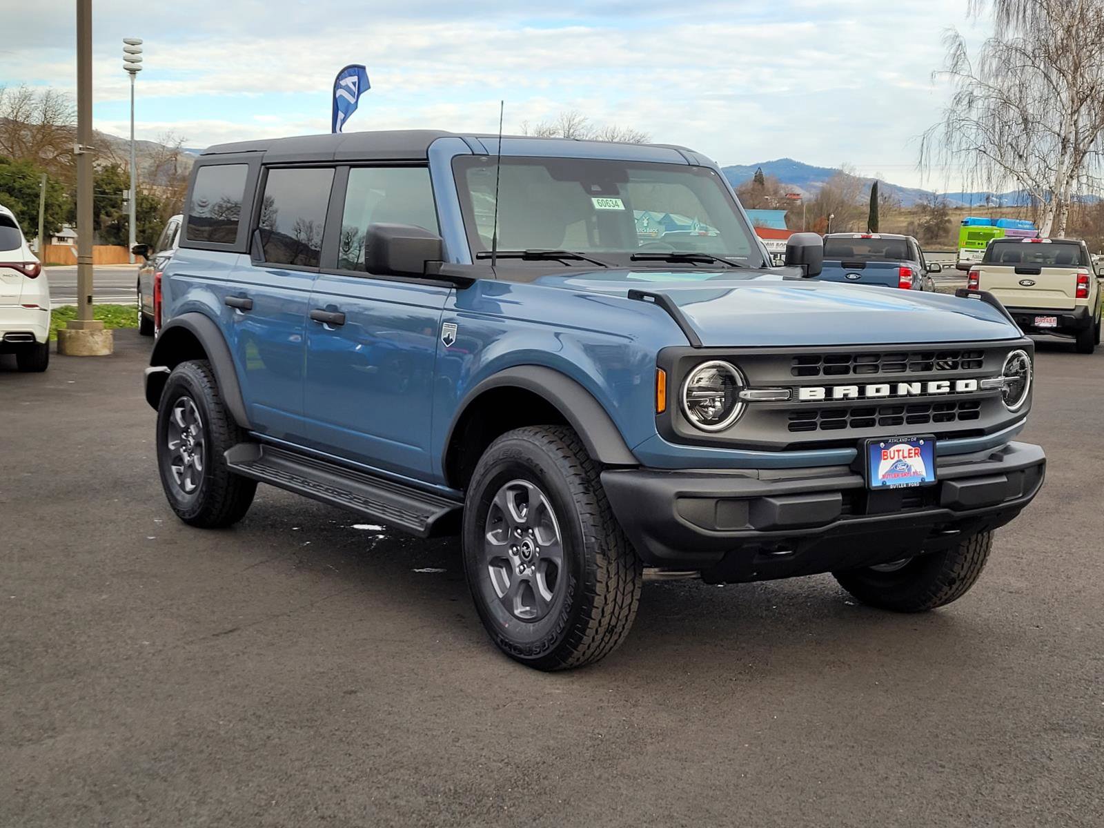 New 2025 Ford Bronco Big Bend image 3