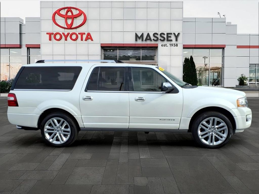 Used 2016 Ford Expedition EL Platinum image 2