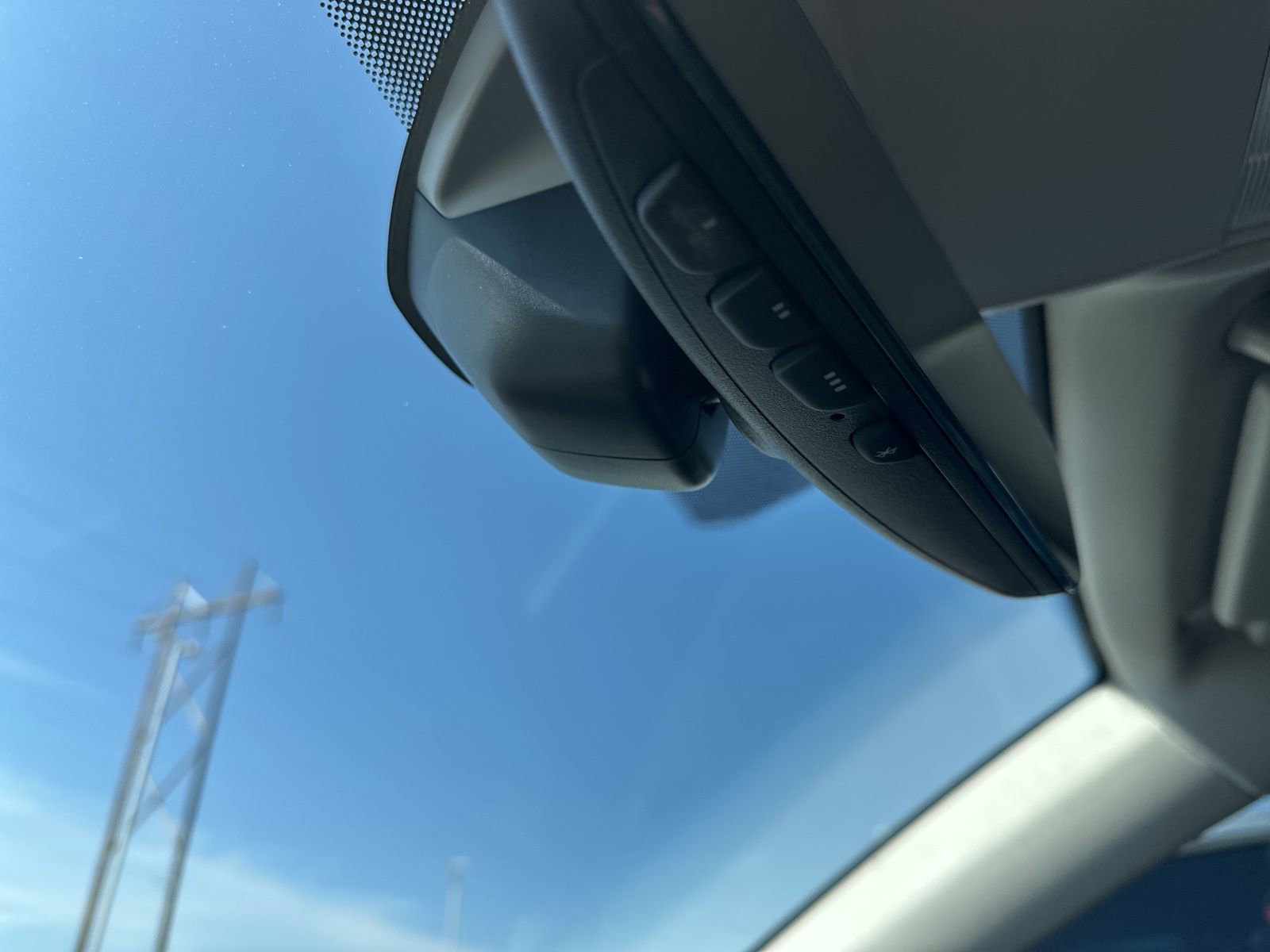 Certified 2024 Volkswagen Taos SE w/ Panoramic Sunroof Package image 67