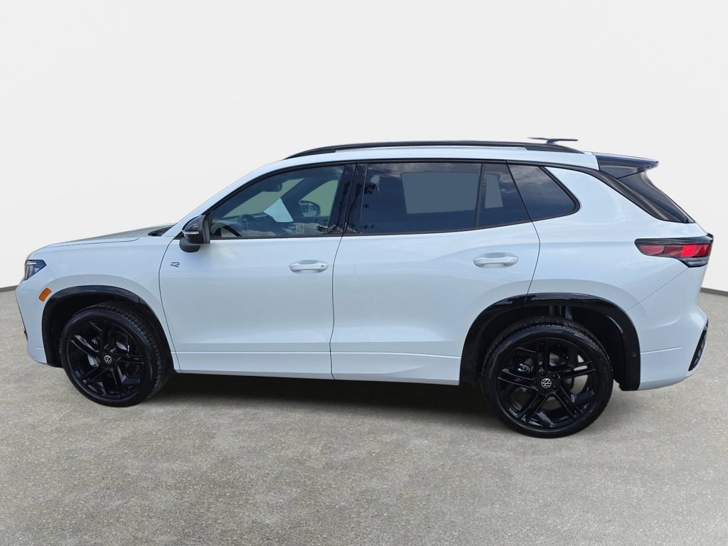 New 2026 Volkswagen Tiguan SE R-Line AWD/4WD image 8