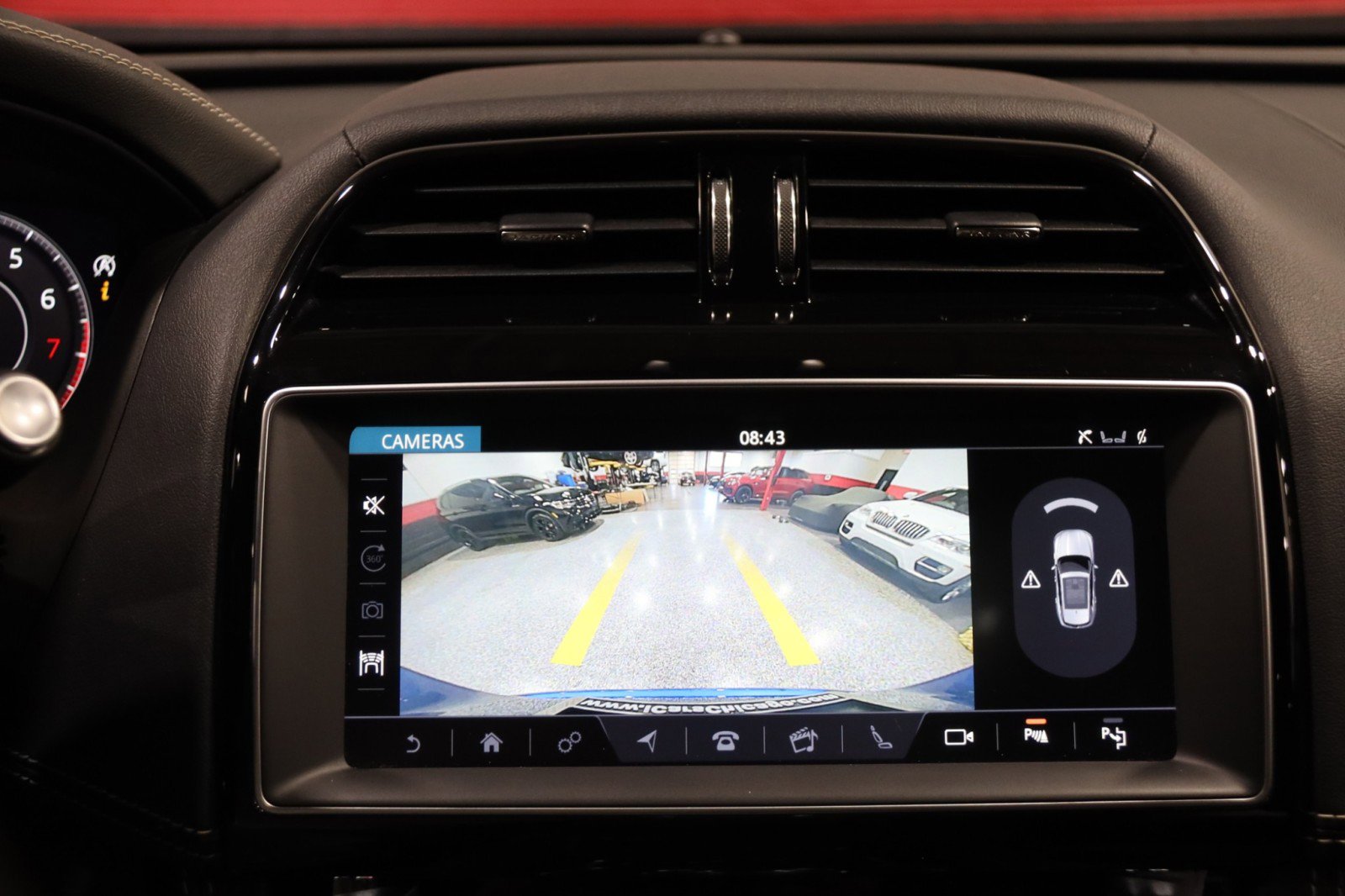 Used 2019 Jaguar F-PACE S image 70